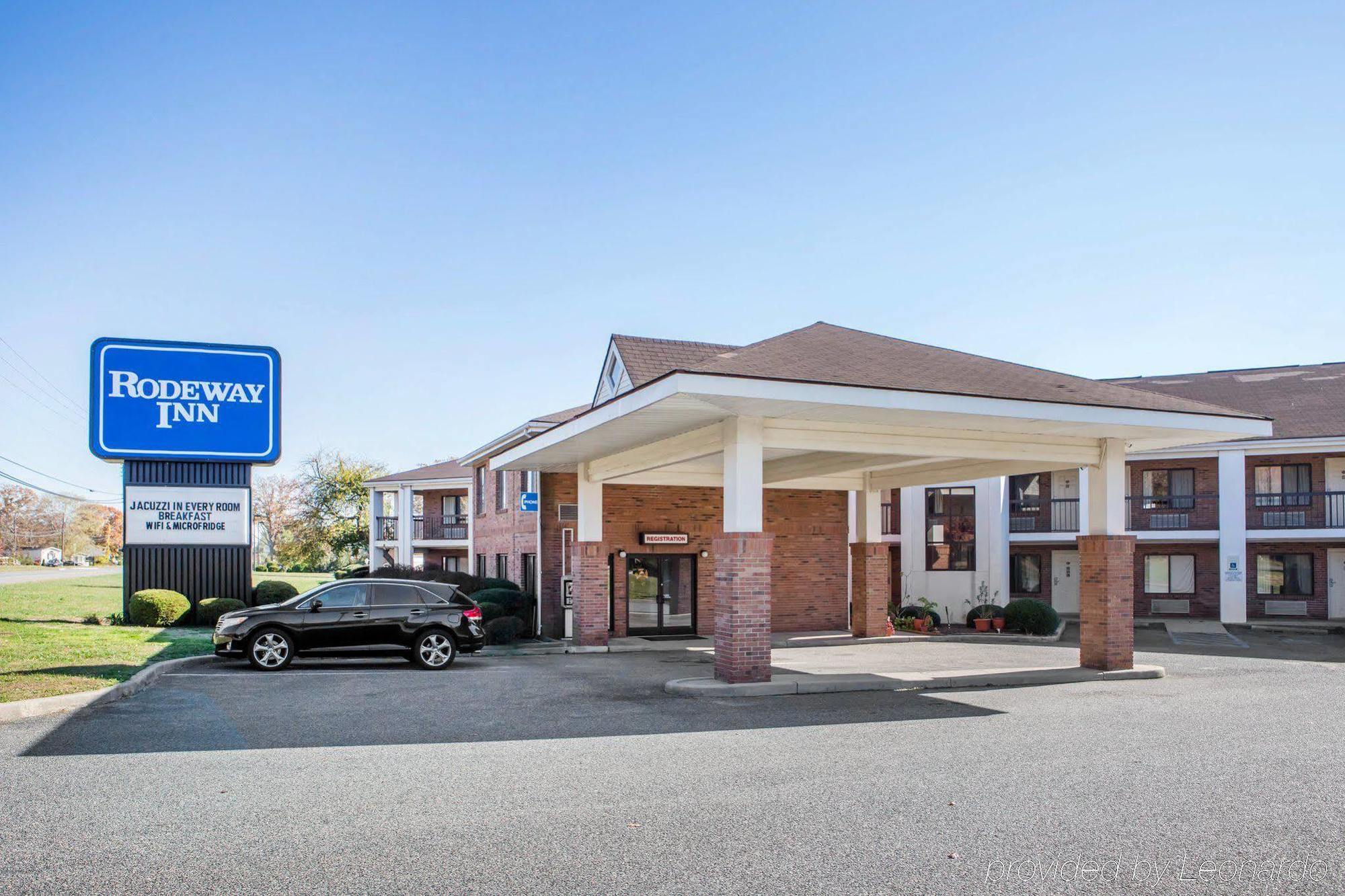 Hometowne Studios By Red Roof Egg Harbor-Atlantic City Airport Egg Harbor Township Bagian luar foto